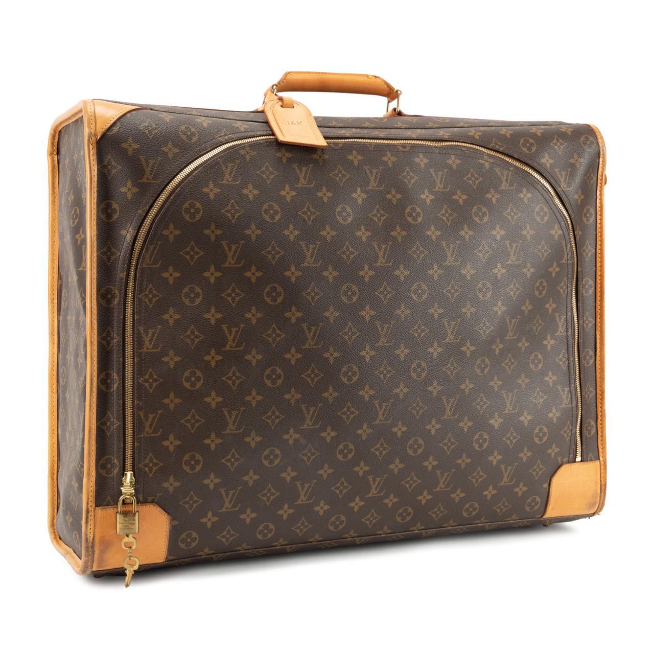 LOUIS VUITTON MONOGRAM PULLMAN