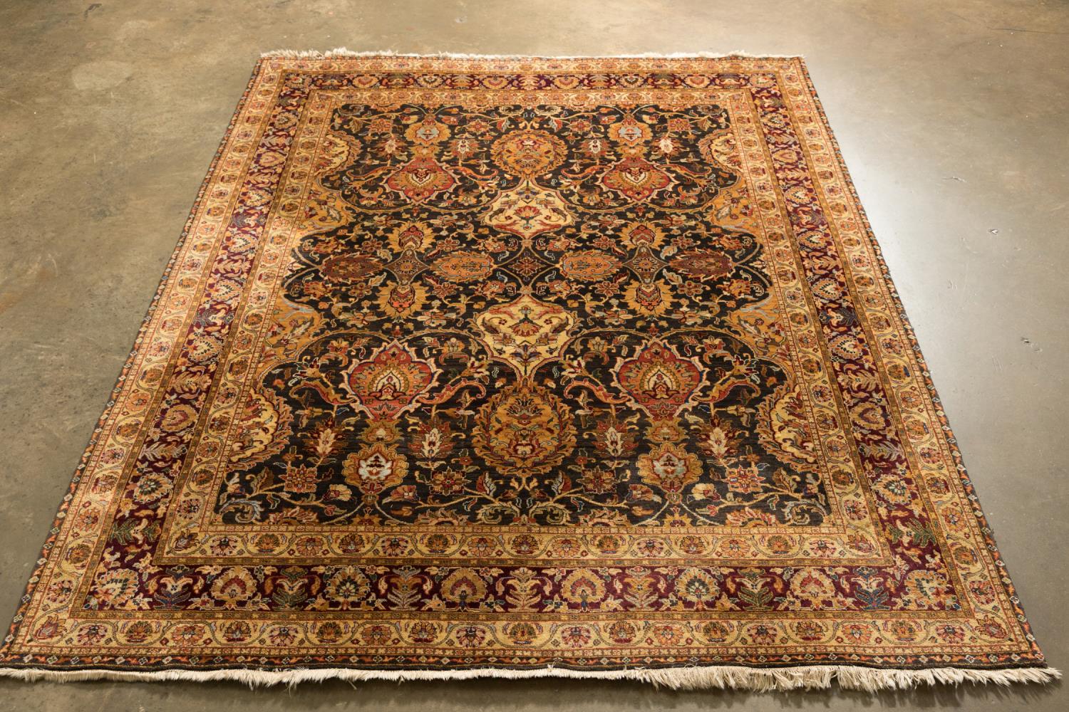 HAND KNOTTED WOOL PERSIAN TABRIZ
