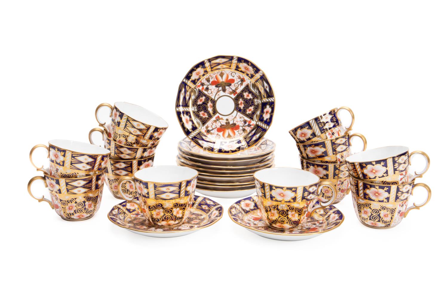 ROYAL CROWN DERBY IMARI TEACUPS & SAUCERS,