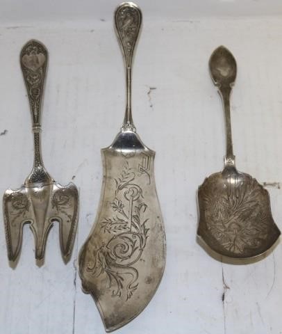 3 STERLING SILVER SERVING PIECES 2c29a2