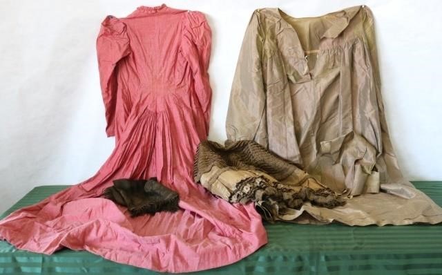 5 PIECES OF EARLY WOMEN S CLOTHING 2c2b67