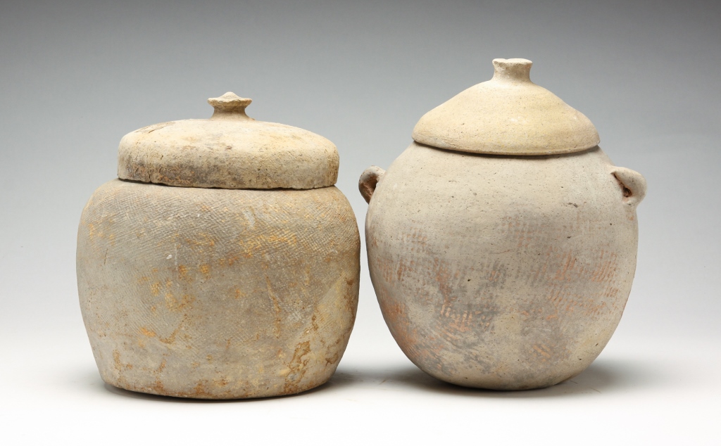 TWO KOREAN COVERED POTTERY JARS  2c2d88