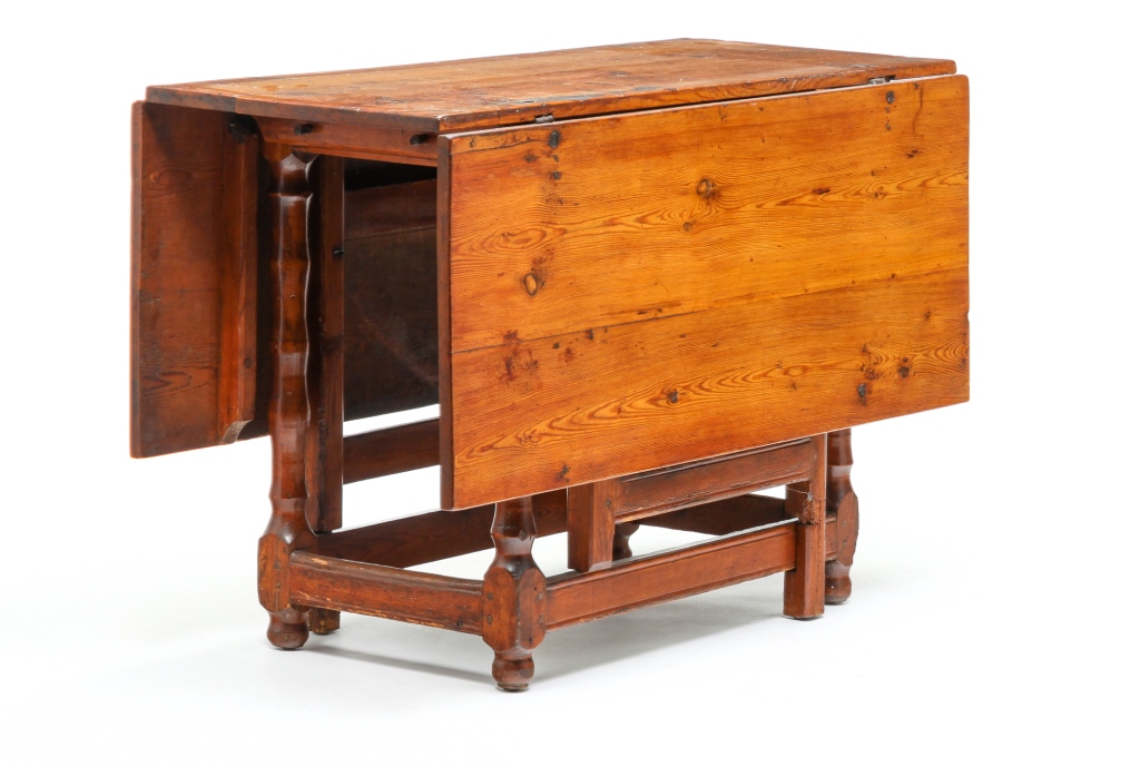 ENGLISH GATELEG TABLE. Late 18th