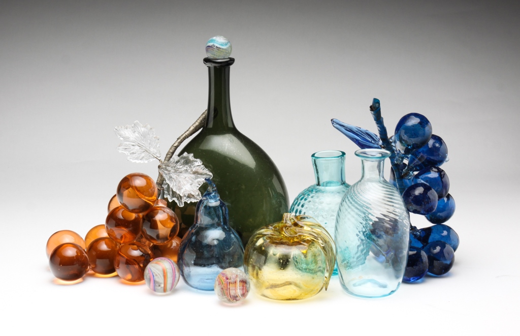 AMERICAN AND EUROPEAN GLASS ITEMS.