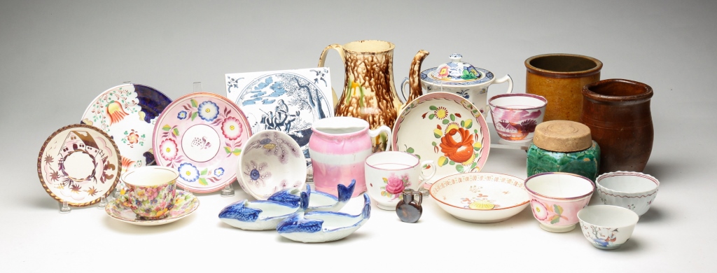 GROUP OF MISCELLANEOUS PORCELAIN