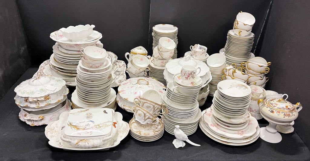 COLLECTION OF FRENCH HAVILAND CHINA  2c3099