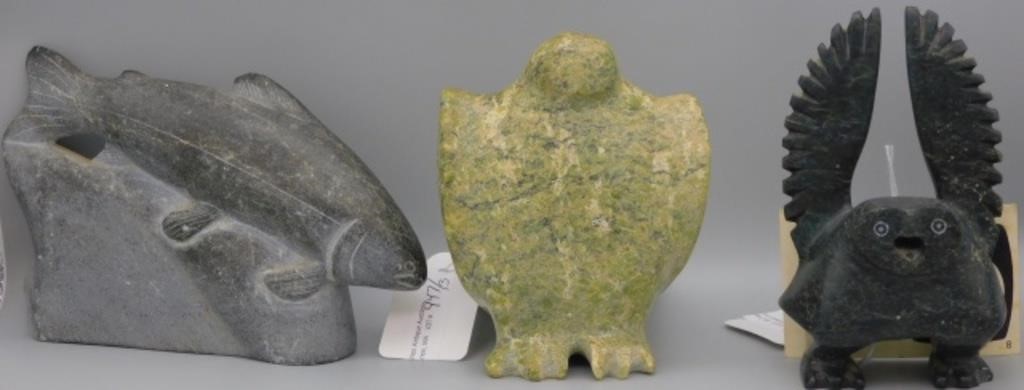 THREE 20TH C. INUIT STONE CARVINGS.
