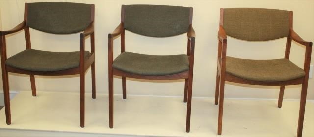 LOT OF 3 MODERNIST ARMCHAIRS MADE 2c19f0