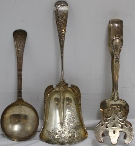 THREE STERLING SILVER SERVING PIECES.