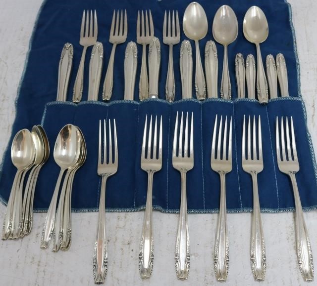 33 PIECE STERLING SILVER FLATWARE