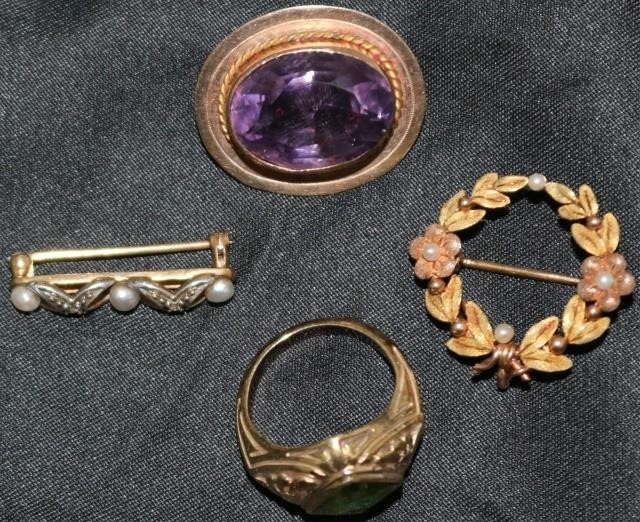 LOT OF 4 PIECES OF GOLD JEWELRY