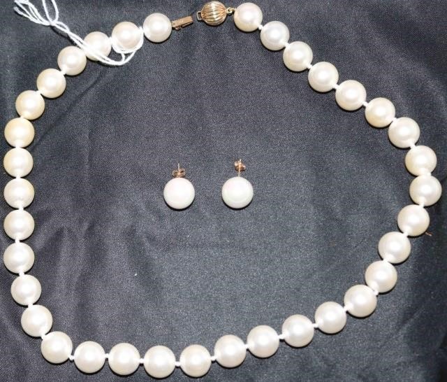 MIKIMOTO STYLE STRAND OF APPROXIMATELY