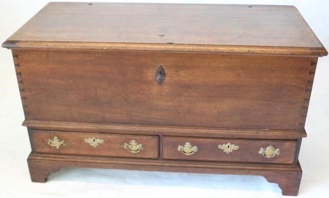 18TH CENTURY PENNSYLVANIA CHIPPENDALE