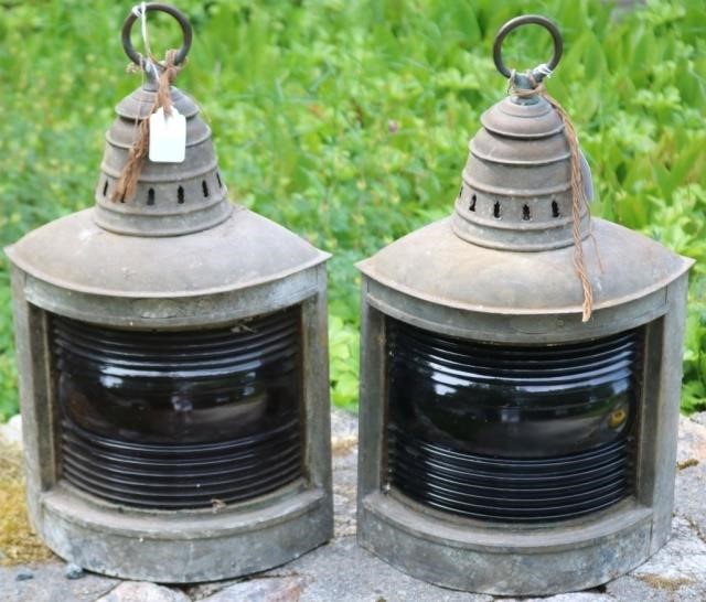 PAIR OF PORT AND STARBOARD LANTERNS 2c2054