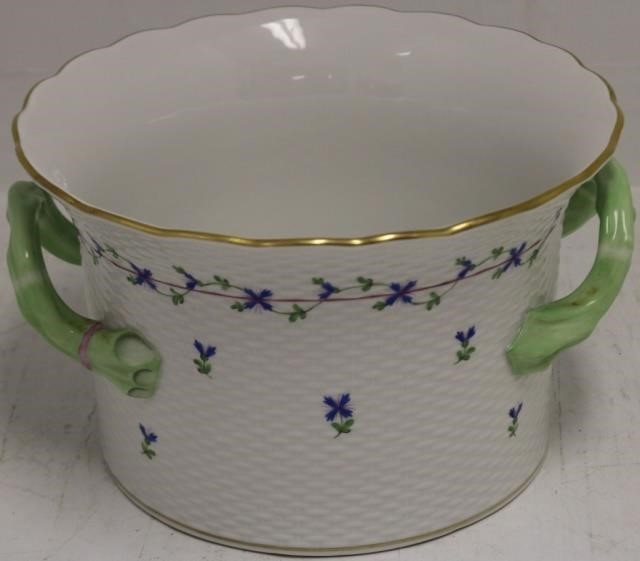 HEREND PAINTED PORCELAIN CACHE 2c209a