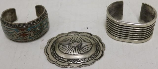 3 PIECES OF NATIVE AMERICAN JEWELRY 2c2241