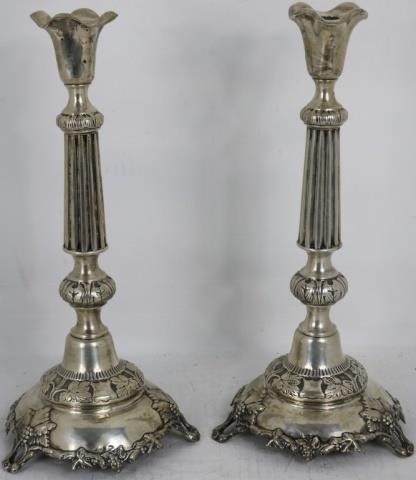 PAIR OF RUSSIAN SILVER CANDLESTICKS  2c240f