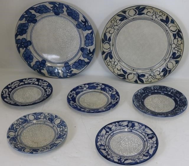 7 DEDHAM POTTERY PLATES WITH FLORAL 2c2463