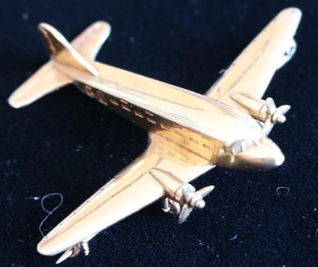 14KT GOLD CARTIER AIRPLANE PIN  2c26d9