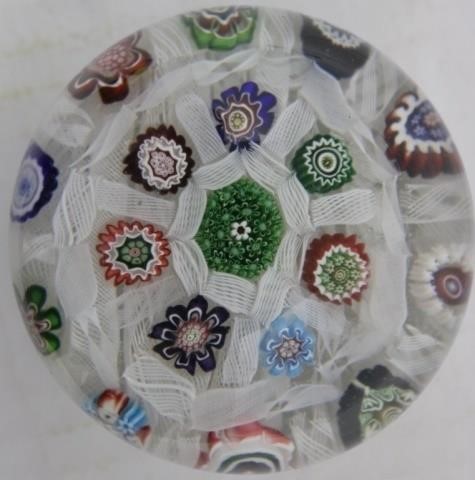 CLICHY CHEQUER PAPERWEIGHT WITH