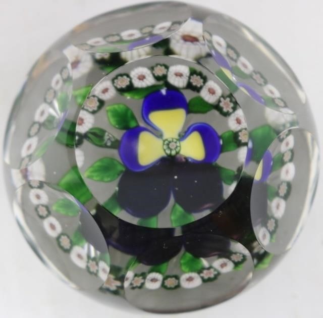 BACCARAT PANSY WITH GARLAND PAPERWEIGHT FACET 2c2734