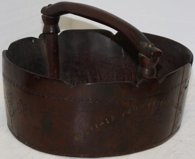 CA 1910 WOODEN HANDLED BASKET SOUVENIR 2c275c