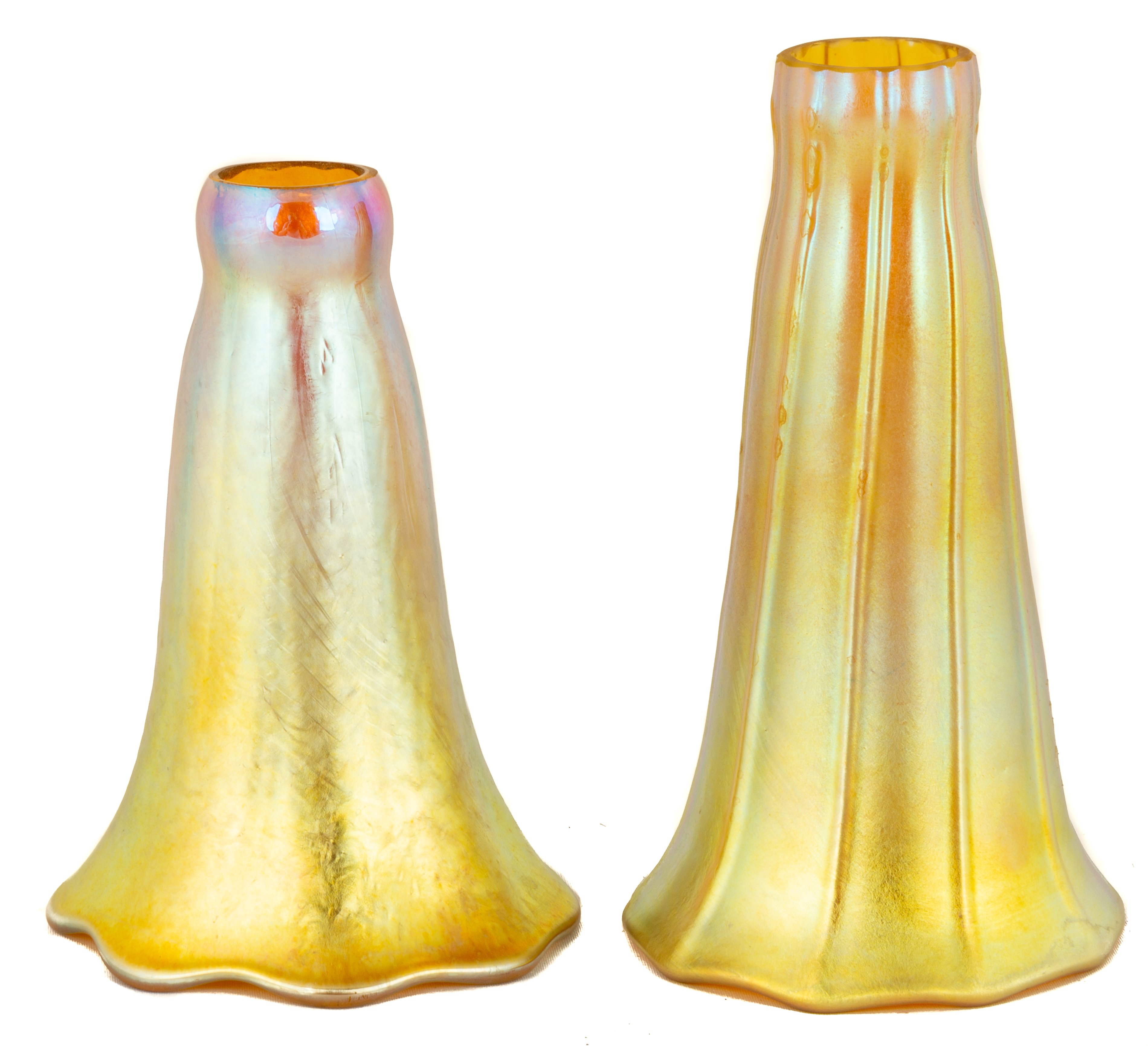  2 ART GLASS LILY SHADES 2 Art 2c868b