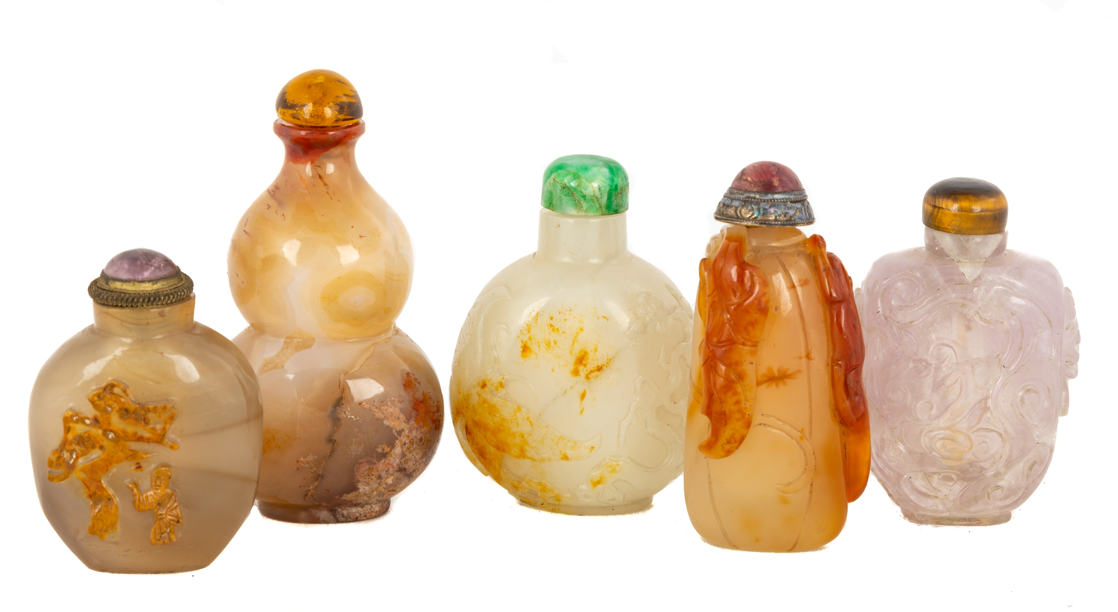 GROUP CHINESE CARVED JADE AND HARDSTONE