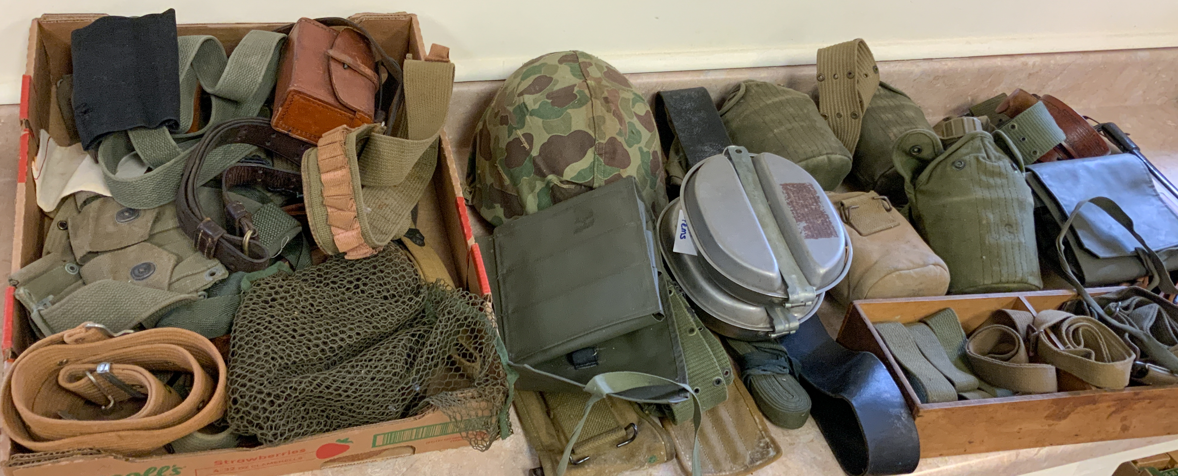 GROUP OF MILITARY ITEMS Including 2c8889
