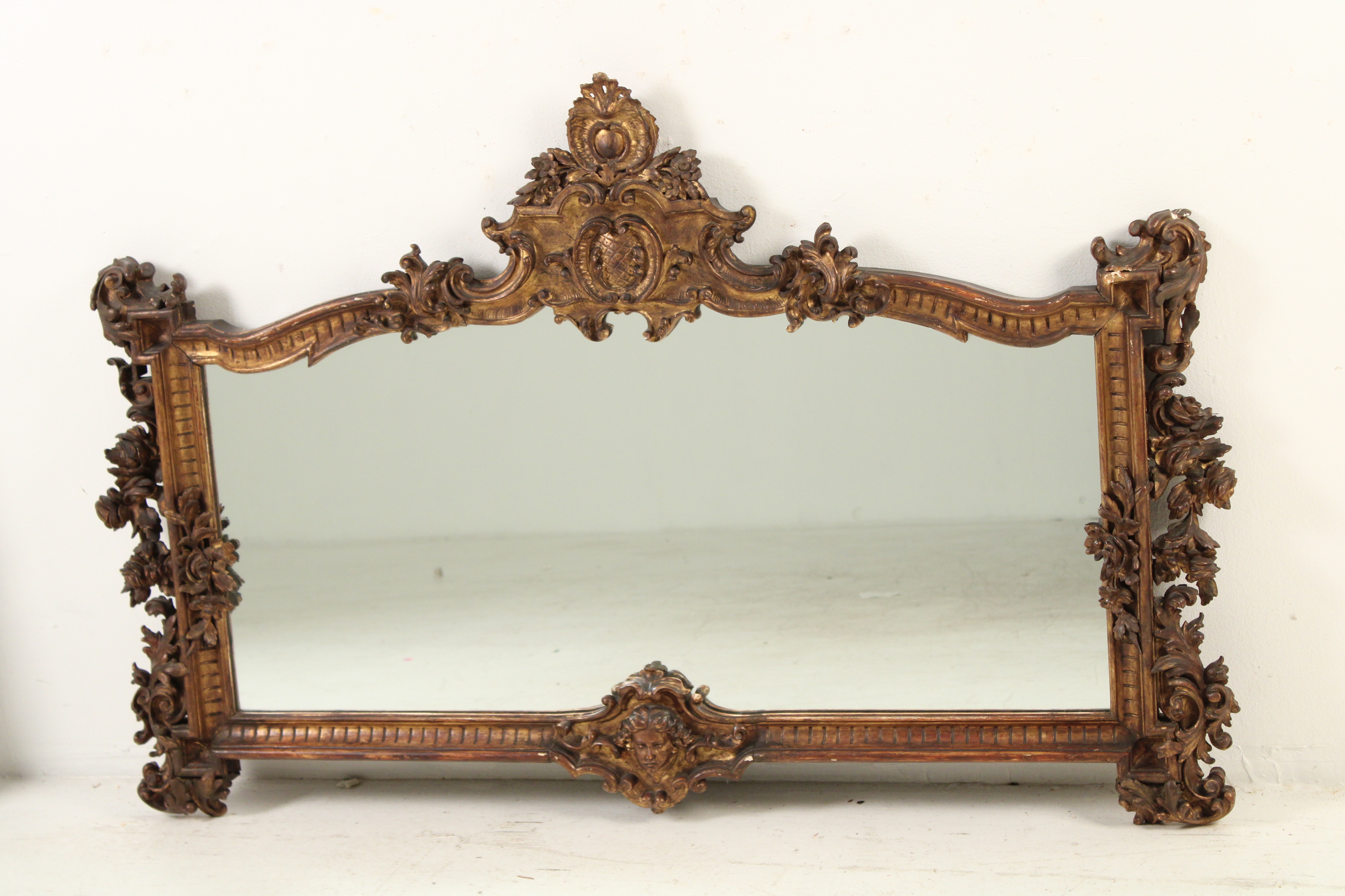 ROCOCO STYLE GILTWOOD MIRROR Rococo 2c89f3