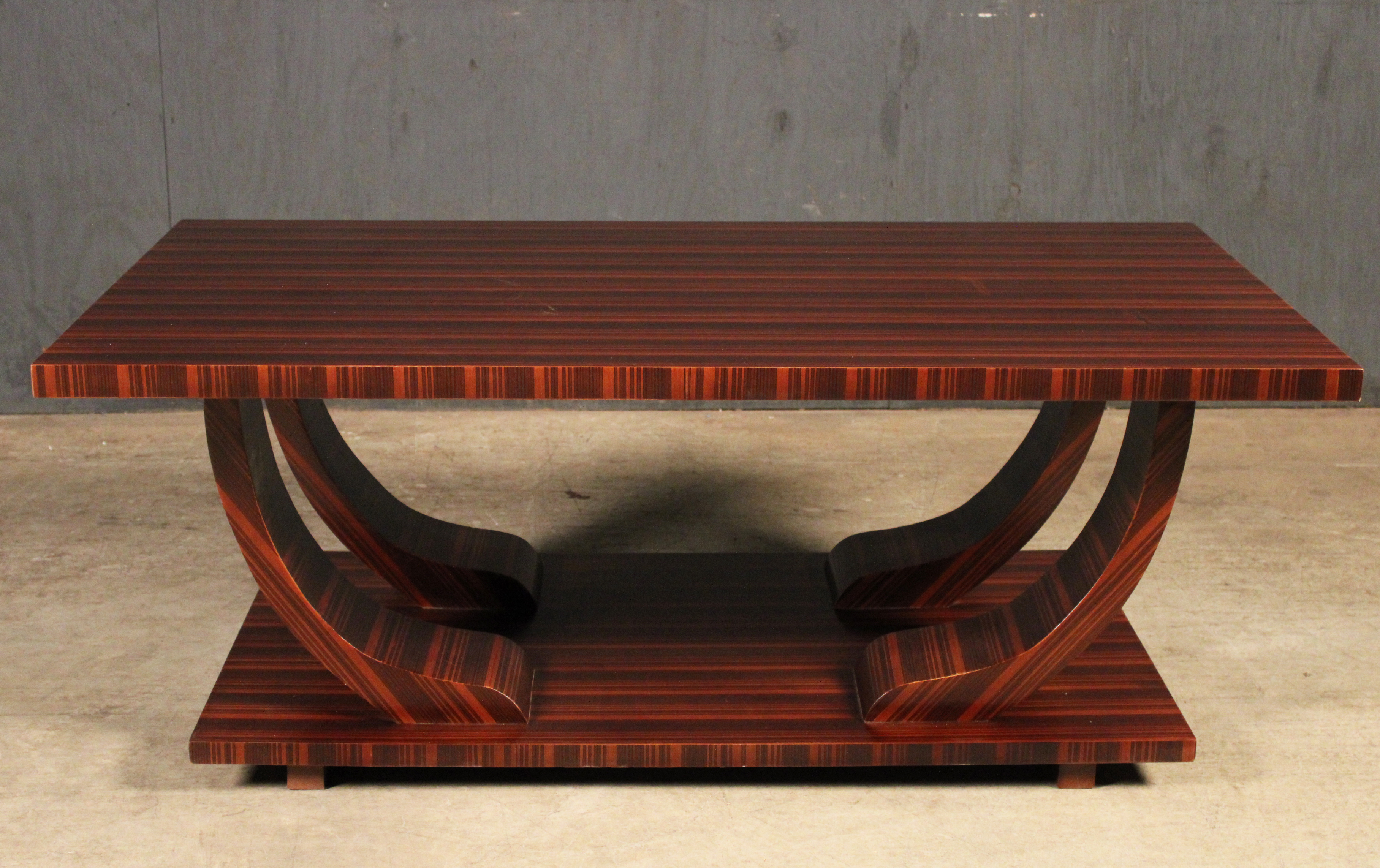 CONTEMPORARY ROSEWOOD VENEERED 2c89f7