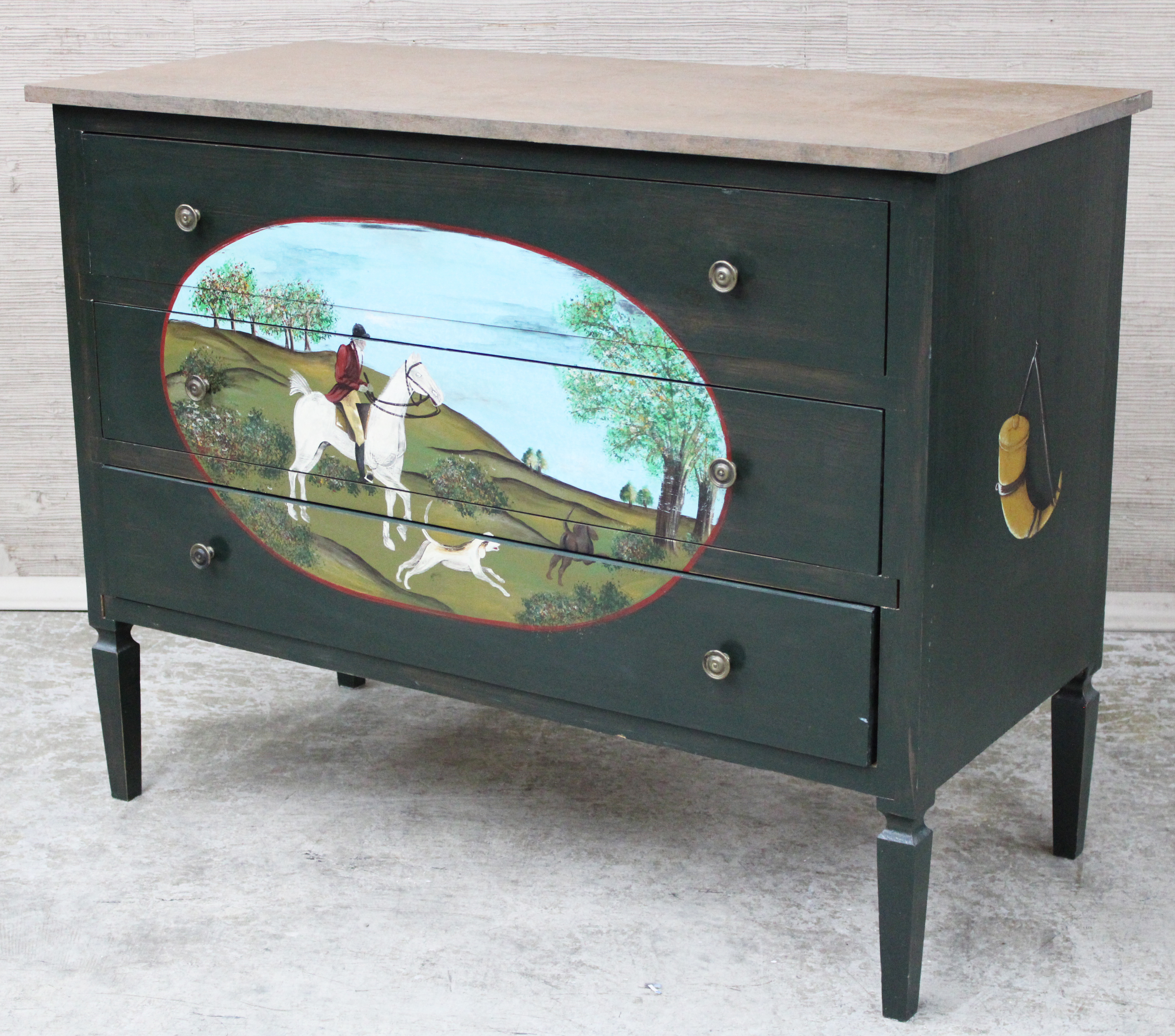 HUNTSCENE DECORATED COMMODE French 2c8ae6