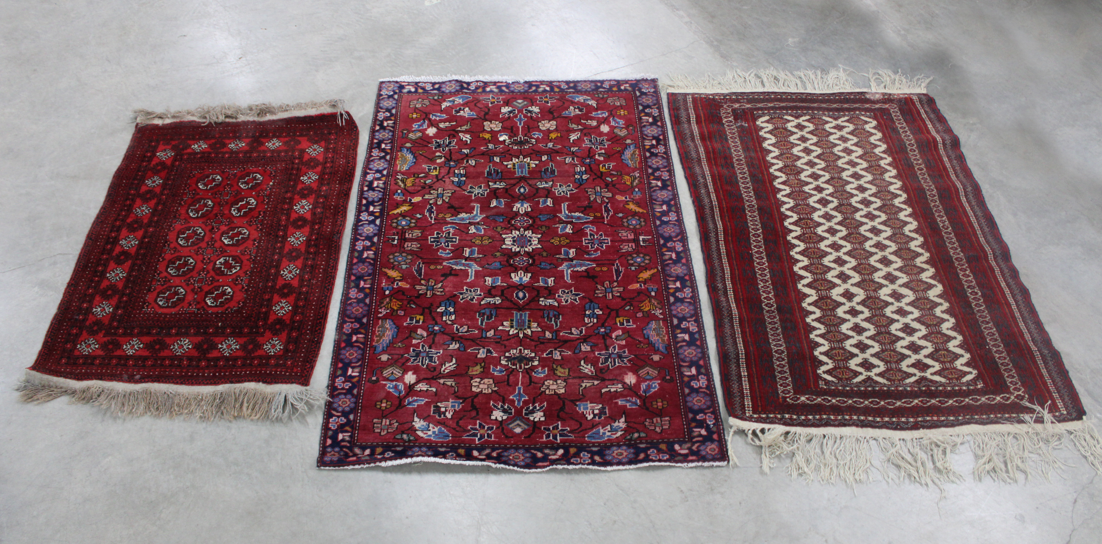 3 MISC PERSIAN SCATTER RUGS 3 2c8b60