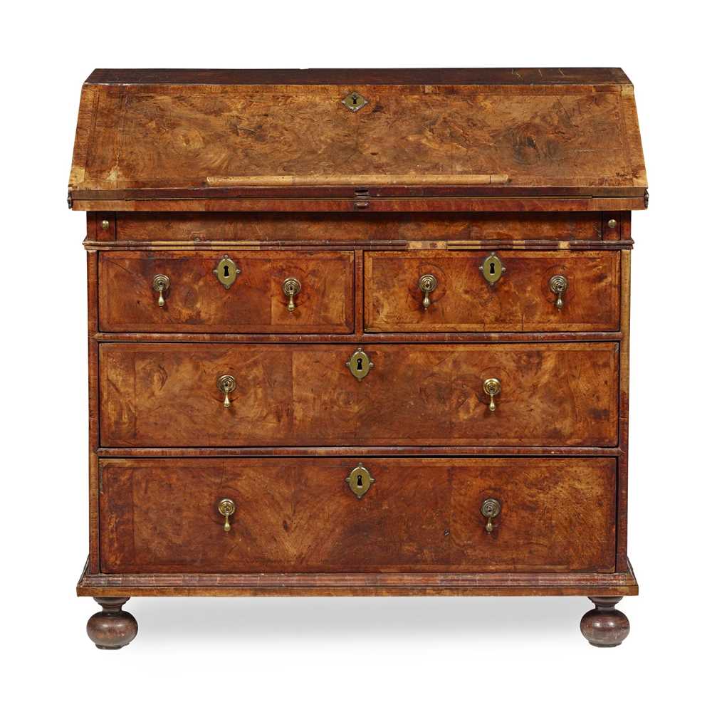 GEORGE I WALNUT BUREAU
EARLY 18TH