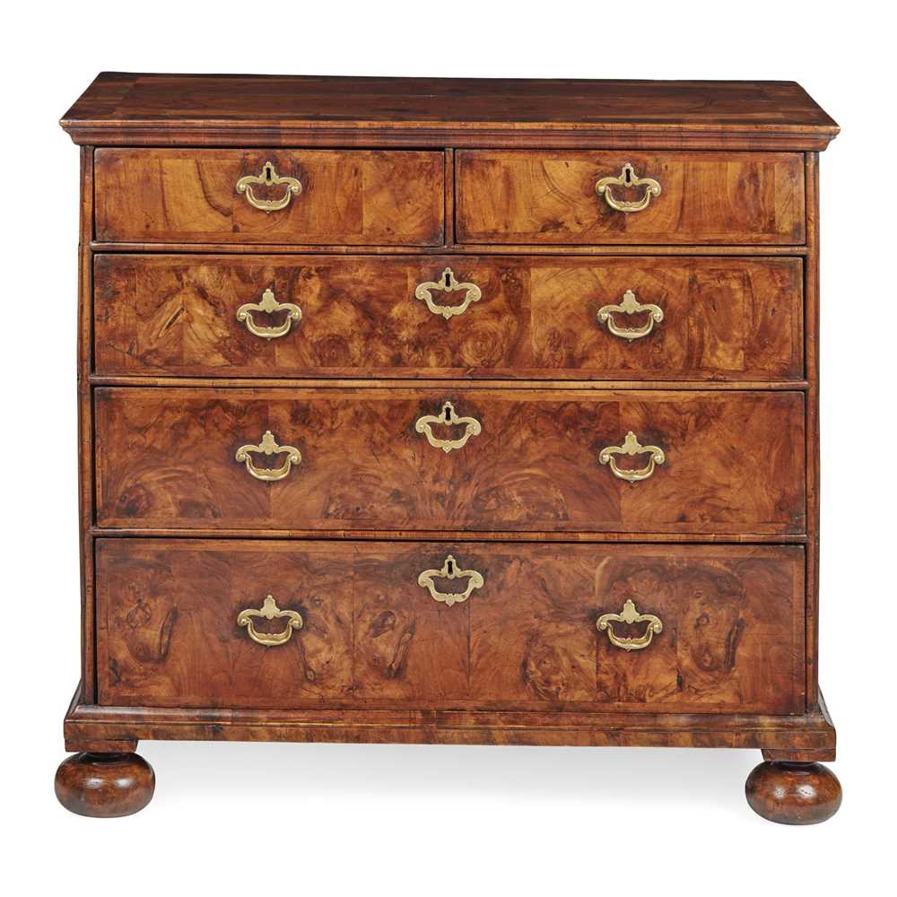 QUEEN ANNE WALNUT CHEST OF DRAWERS
EARLY