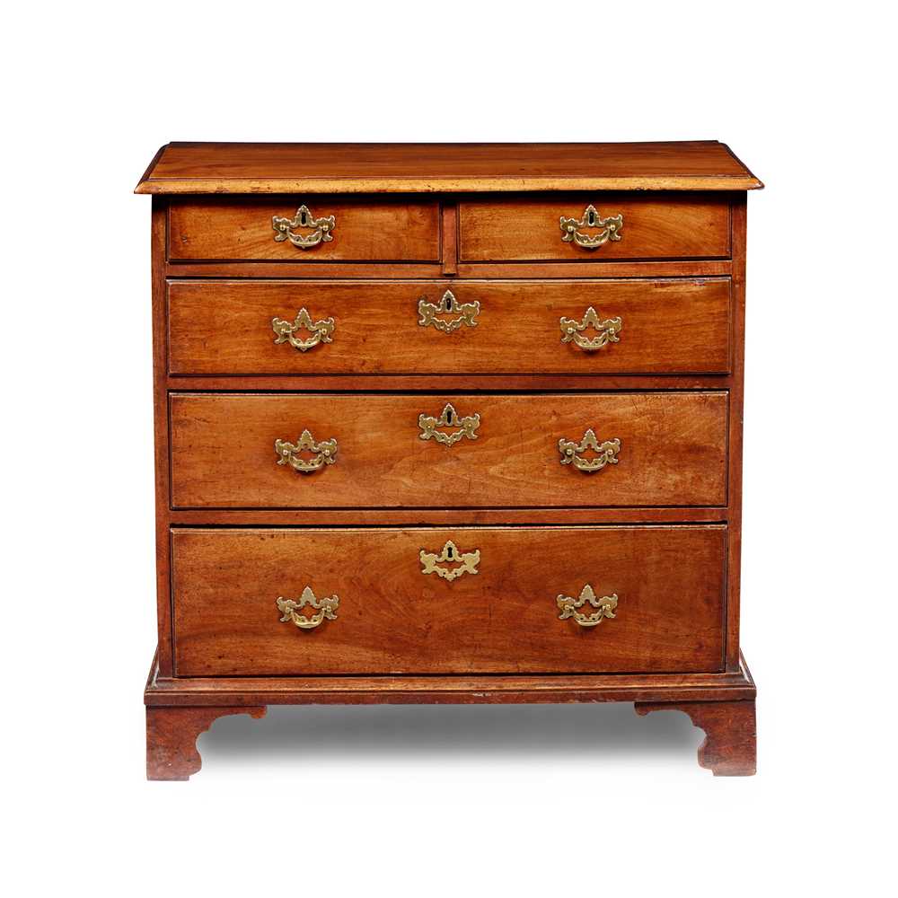 GEORGE II WALNUT CHEST OF DRAWERS EARLY 2ca7c9