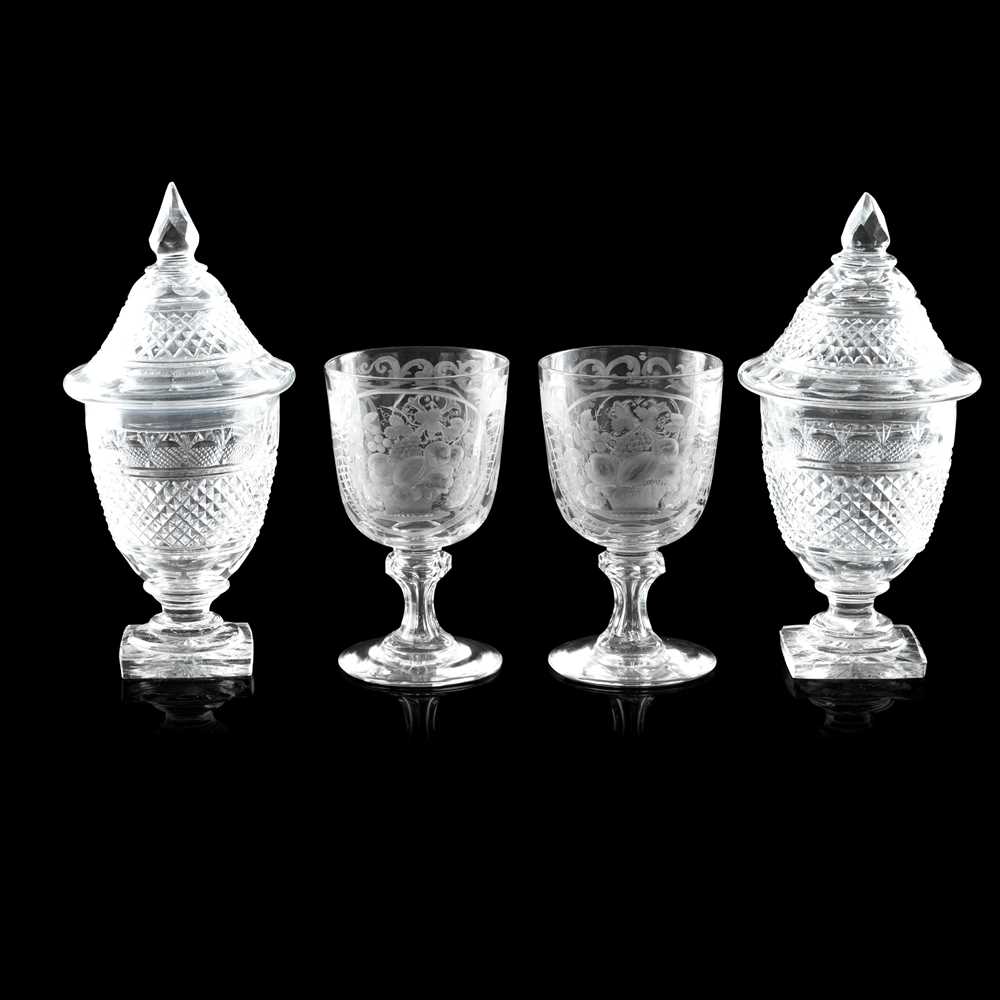 GROUP OF CUT AND ETCHED GLASS WARES
19TH