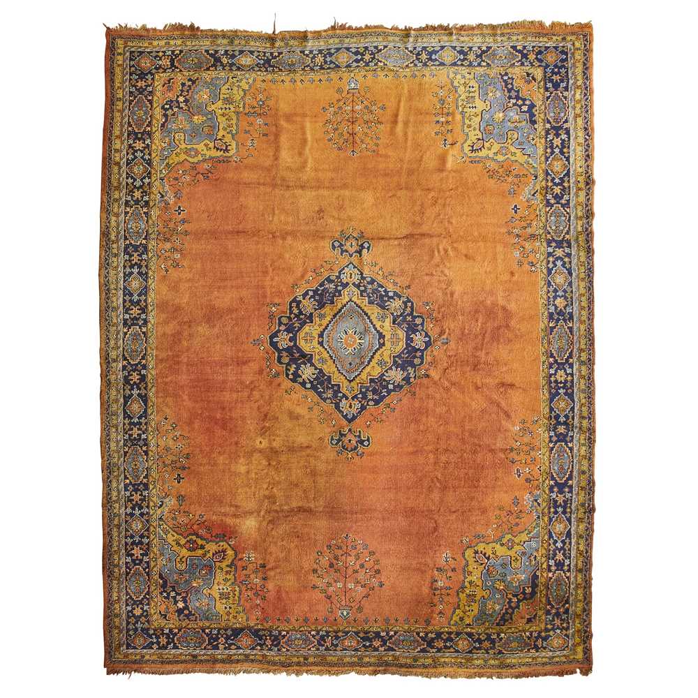 LARGE USHAK CARPET
WEST ANATOLIA,