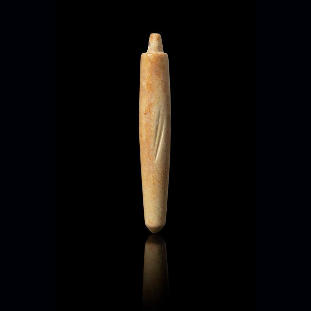 'CHICKEN-BONE' JADE AWL SHAPE PENDANT
NEOLITHIC