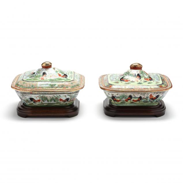 A MATCHED PAIR OF CHINESE COCKEREL 2c922c