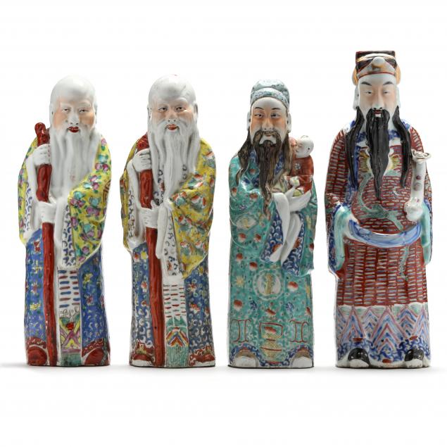 A GROUP OF CHINESE PORCELAIN FIGURES