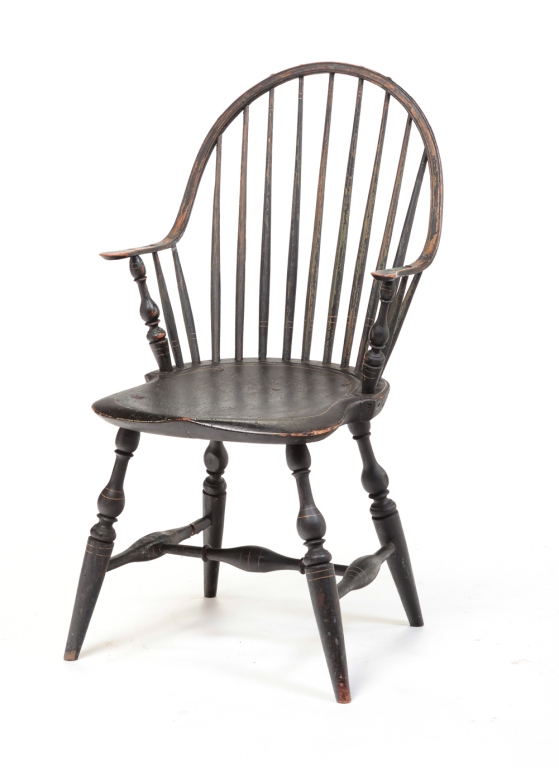 AMERICAN CONTINUOUS ARM WINDSOR CHAIR.