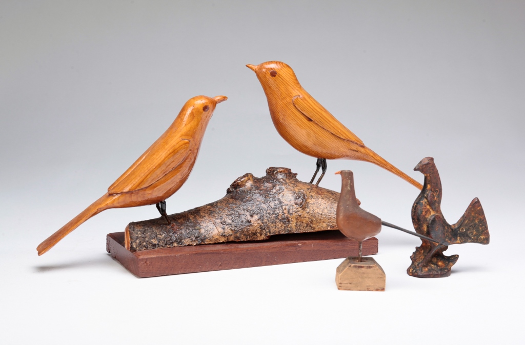 THREE BIRD FIGURES. Late 19th-20th century.