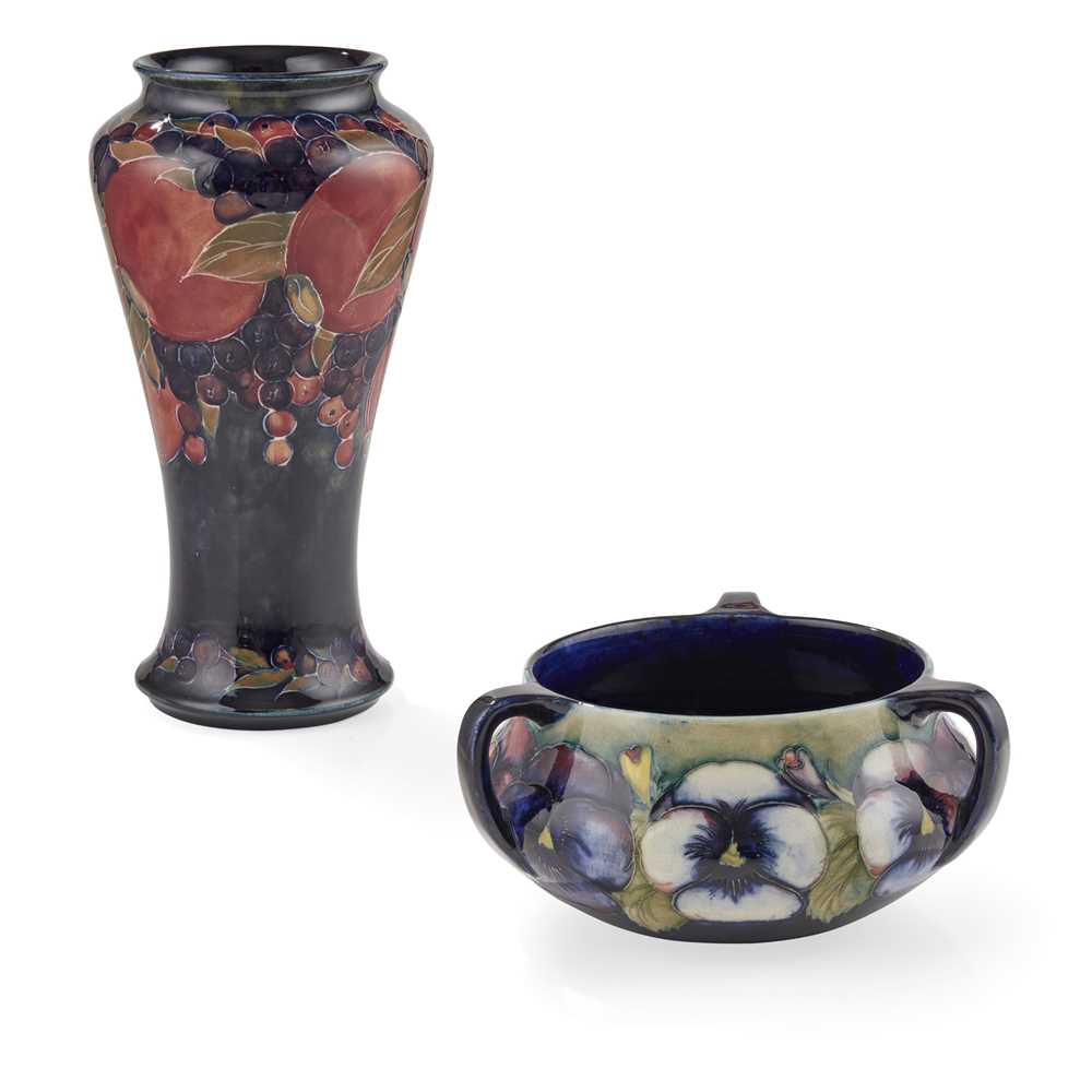 WILLIAM MOORCROFT (1872-1945) FOR MOORCROFT