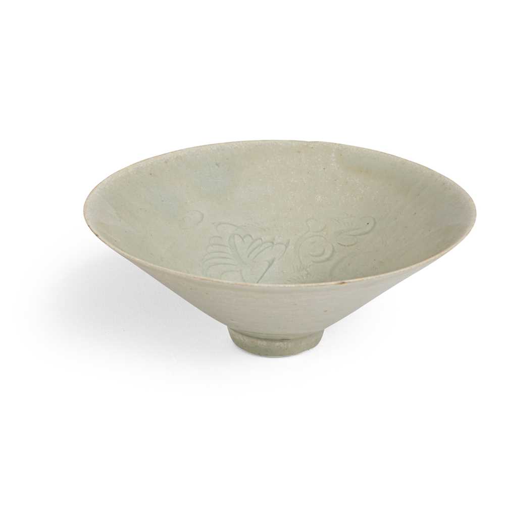 QINGBAI FLOWER TEA BOWL
SONG DYNASTY