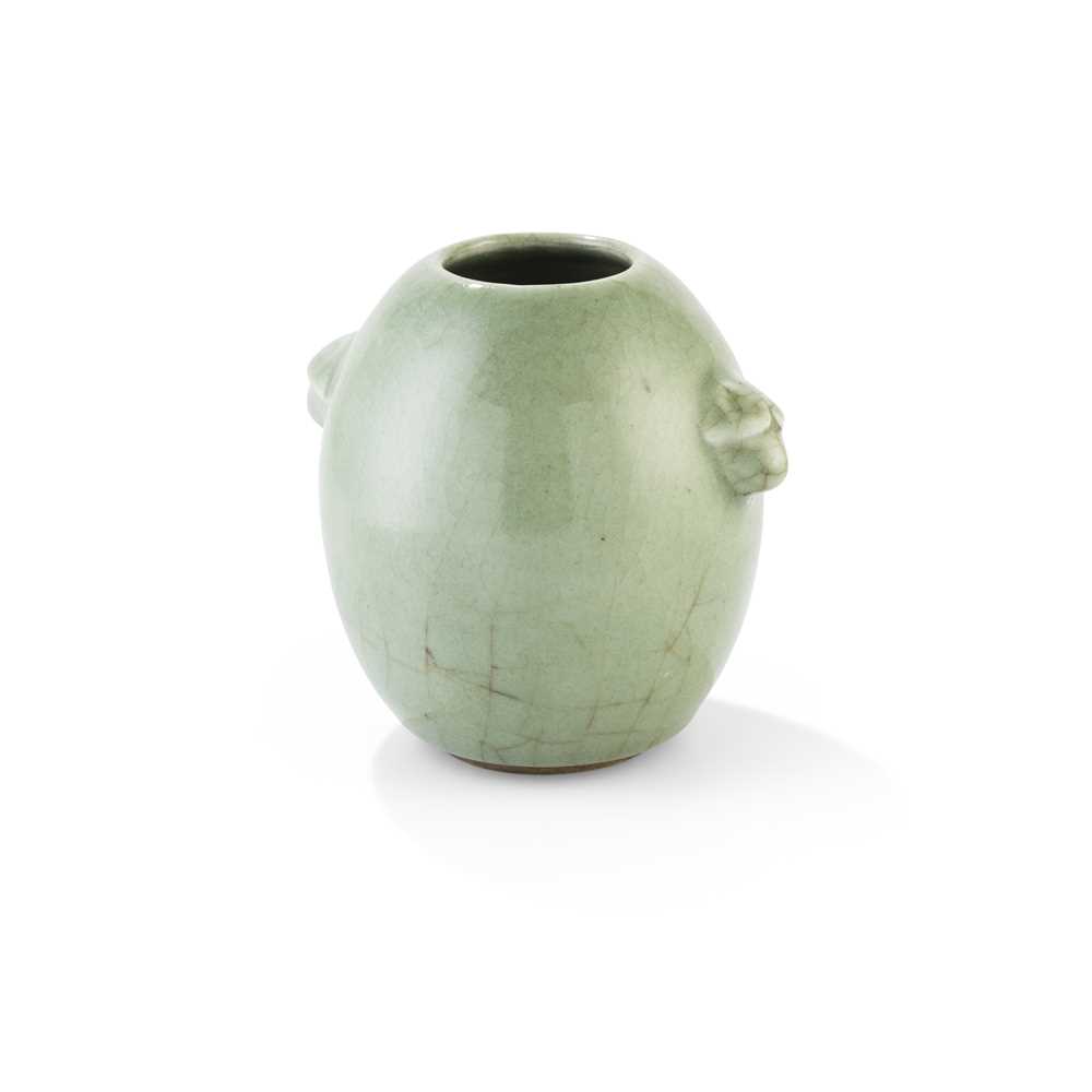 CELADON-GLAZED DRUM-SHAPED JAR
QING