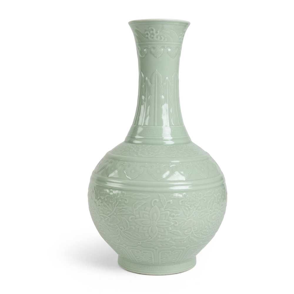 CELADON-GLAZED 'LOTUS' VASE
TONGZHI