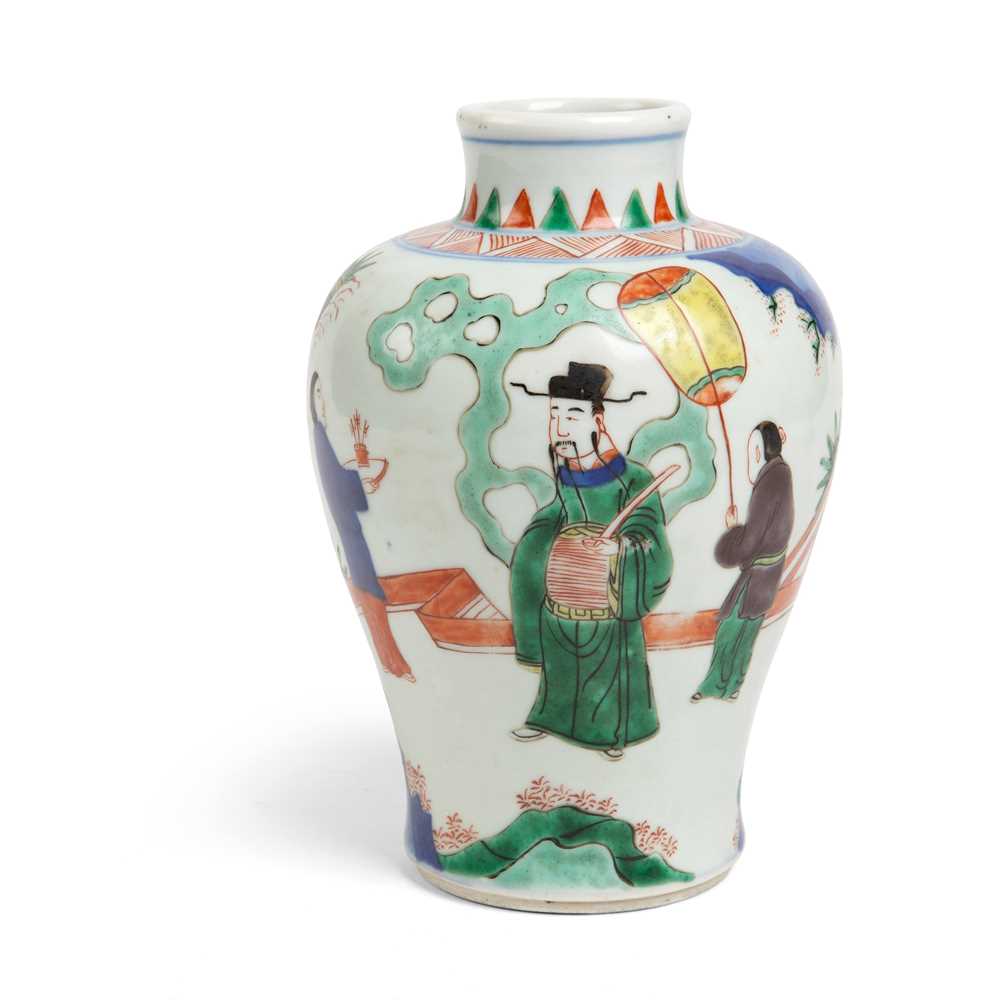 WUCAI MEIPING VASE QING DYNASTY  2cc5d7