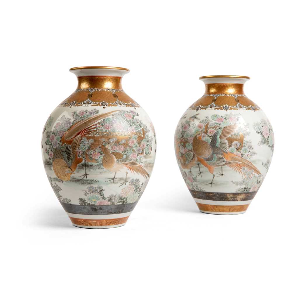 PAIR OF KAGA KUTANI VASES
MEIJI