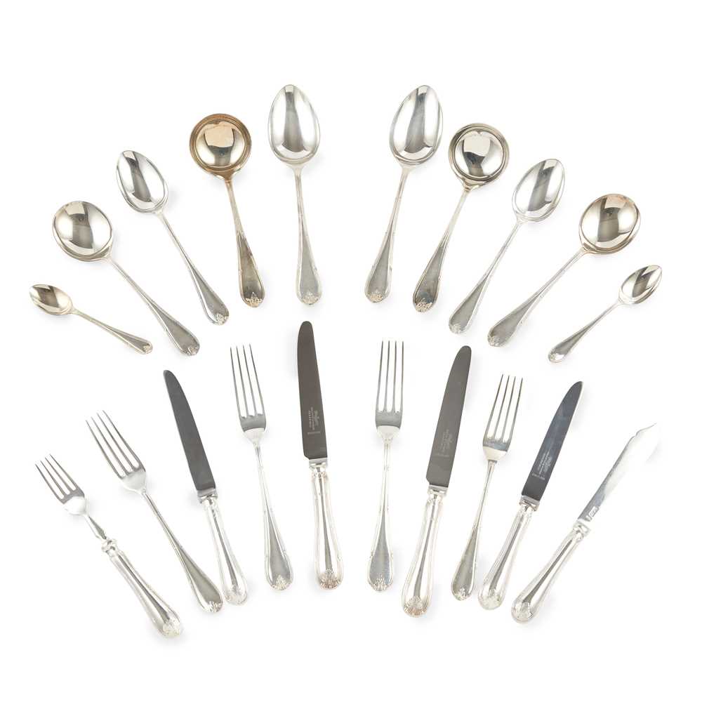 A 1970S SUITE OF FLATWARE AND CUTLERY 2cc7b3